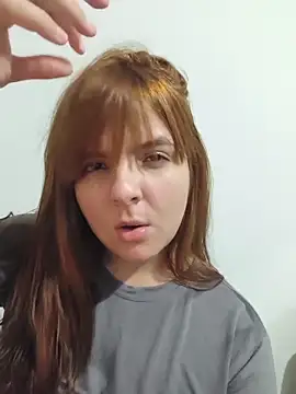 Snapshot of Bruninha_Hot10 chatting on March 1, 5:53 am Bruninha Hot10 online show from March 1, 5:53 am