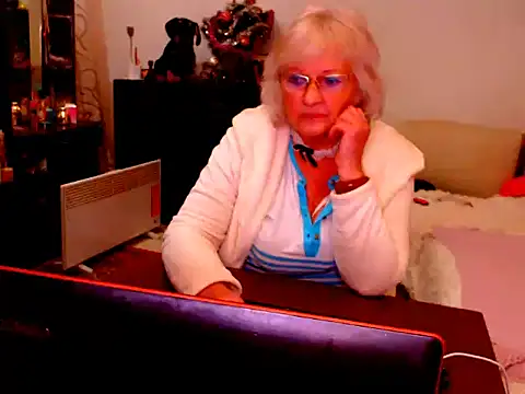 Natali7634 online show from December 14, 3:40 am