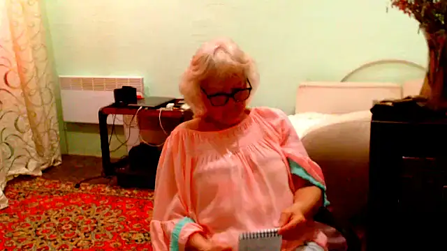 Natali7634 online show from June 14, 6:59 am