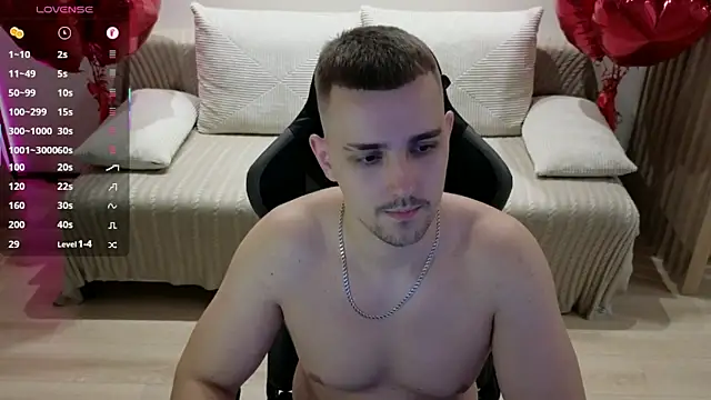 Larstar01 online show from October 29, 10:44 pm