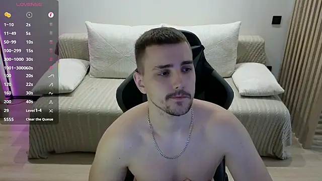 Larstar01 online show from November 23, 11:59 pm