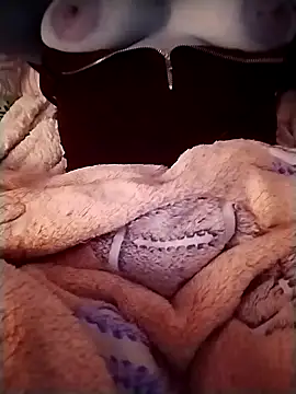 tiffani  love online show from February 2, 8:19 pm