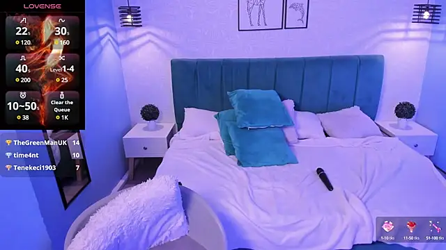 tiffani  love online show from February 27, 6:42 pm