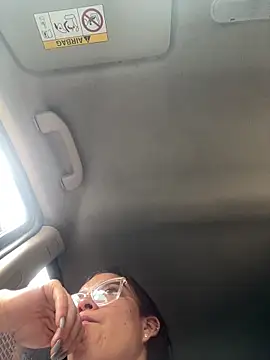 lulu kis online show from February 27, 7:58 pm