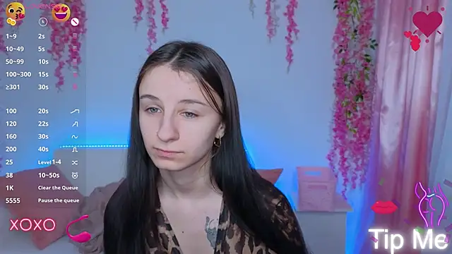 Snapshot of _Nika_Kik chatting on February 12, 1:59 pm Nika Kik online show from February 12, 1:59 pm