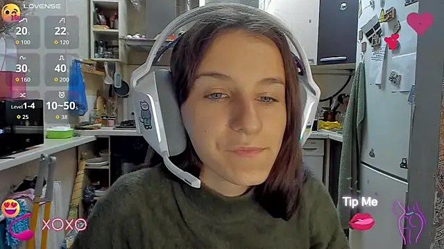 Snapshot of _Nika_Kik chatting on September 25, 3:38 pm Nika Kik online show from September 25, 3:38 pm