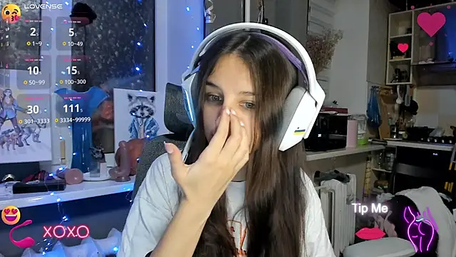 Snapshot of _Nika_Kik chatting on November 5, 6:30 pm Nika Kik online show from November 5, 6:30 pm