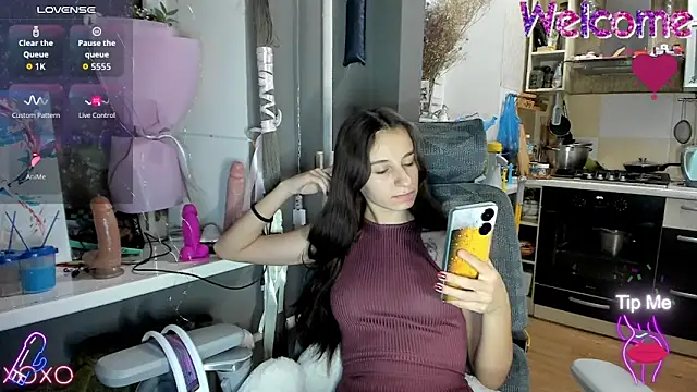 Snapshot of _Nika_Kik chatting on November 26, 3:46 pm Nika Kik online show from November 26, 3:46 pm