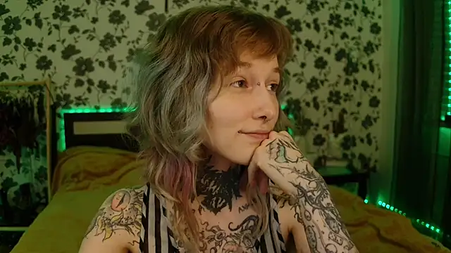 Littlespacemouse online show from October 19, 8:31 pm