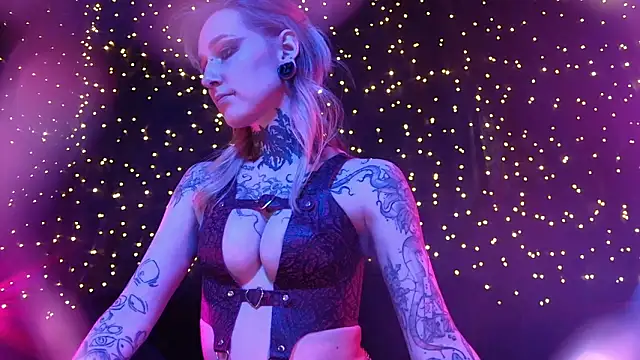 Littlespacemouse online show from February 14, 10:56 am