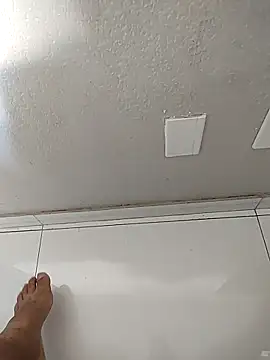 wesleysr23 online show from February 10, 4:33 pm