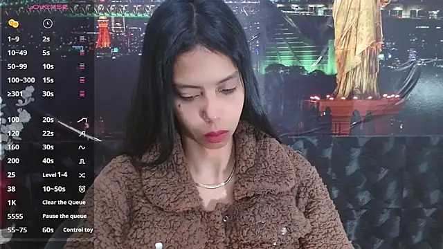 Snapshot of Catalella_Ar chatting on May 10, 3:33 am Catalella Ar online show from May 10, 3:33 am