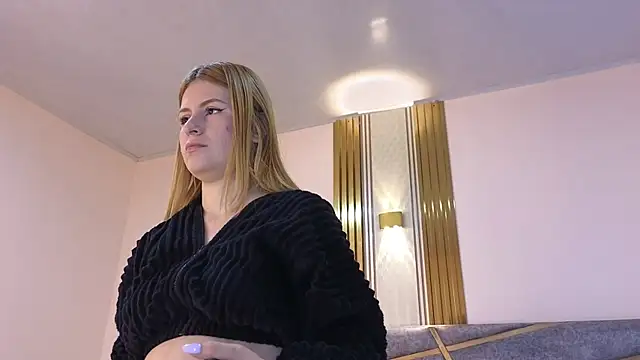 Emmaa Blonde online show from January 17, 11:38 am