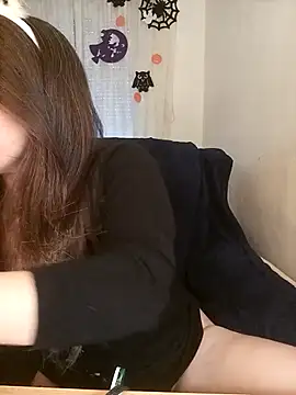 Kimiechanuwu online show from October 28, 4:31 pm