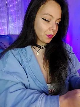 Snapshot of Kimiechanuwu chatting on February 11, 3:39 pm Kimiechanuwu online show from February 11, 3:39 pm