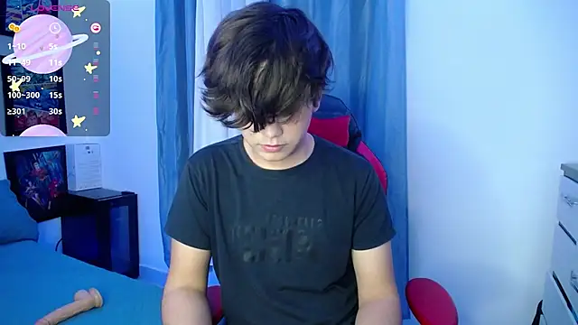 Snapshot of andyboy- chatting on February 28, 1:15 am andyboy- online show from February 28, 1:15 am