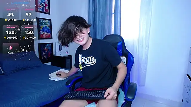 Snapshot of andyboy- chatting on September 20, 9:49 pm andyboy- online show from September 20, 9:49 pm