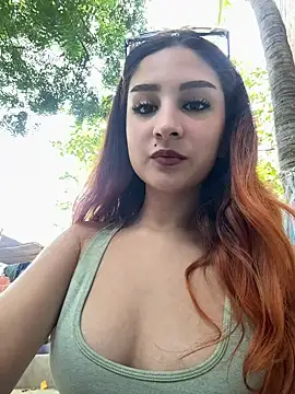 Mon Cherry online show from December 14, 1:38 pm