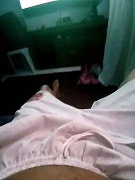 Snapshot of Seductiveblack chatting on March 22, 8:12 pm Seductiveblack online show from March 22, 8:12 pm