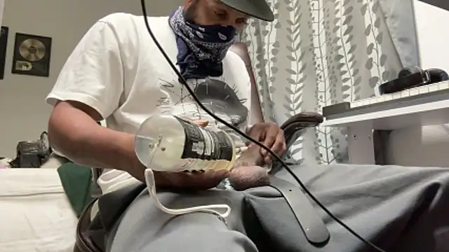 dickieshomieATX online show from February 10, 10:41 am