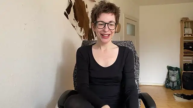 Snapshot of secretly_naked chatting on February 11, 10:48 am secretly naked online show from February 11, 10:48 am