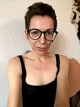 Snapshot of secretly_naked chatting on September 20, 4:52 pm secretly naked online show from September 20, 4:52 pm