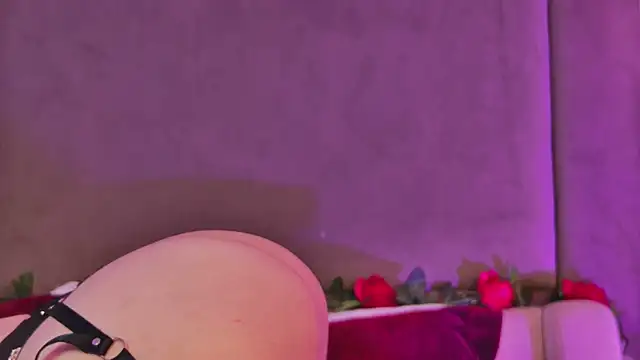 LunaWills  online show from February 27, 10:48 am