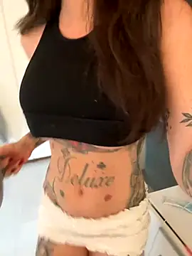 Snapshot of CindyNightX chatting on October 19, 8:59 am CindyNightX online show from October 19, 8:59 am