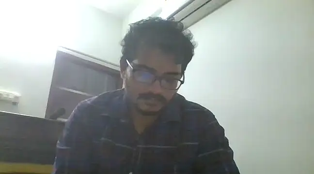 naughtymike0007 online show from January 1, 8:35 am