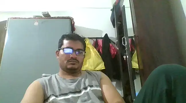 naughtymike0007 online show from January 15, 3:39 pm