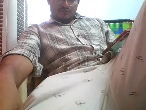 naughtymike0007 online show from October 11, 6:34 am