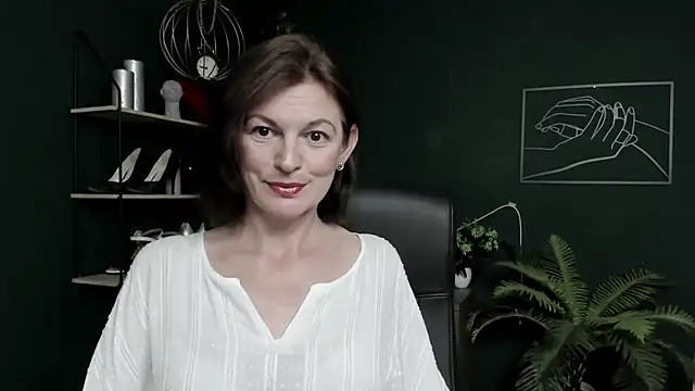 VivianWILD online show from July 28, 6:09 am