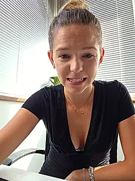 lucie mehott online show from July 22, 8:50 am