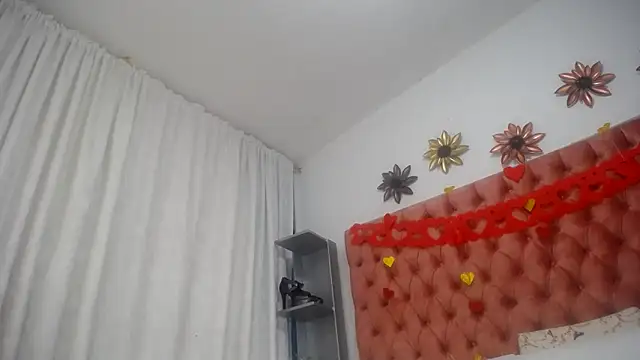 Snapshot of RACHELL__HOT chatting on February 10, 6:24 pm RACHELL HOT online show from February 10, 6:24 pm