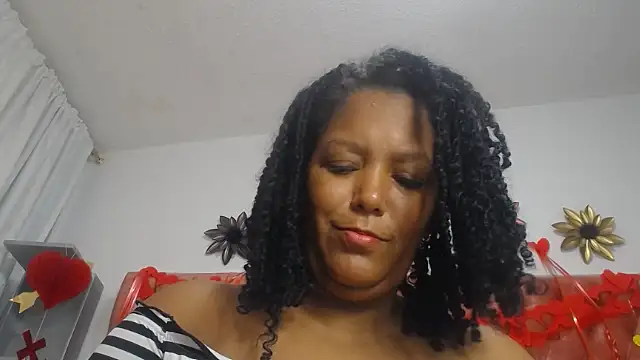 Snapshot of RACHELL__HOT chatting on February 13, 3:29 am RACHELL HOT online show from February 13, 3:29 am