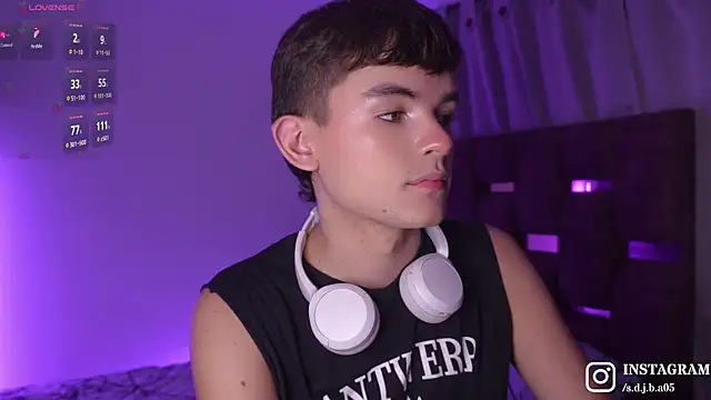 Angelo 018 online show from September 9, 4:23 am