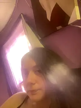 itzcheyduh online show from October 17, 8:55 pm