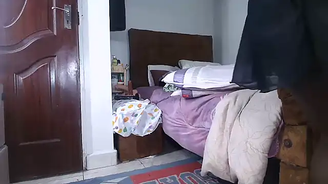 shoshortyy online show from June 14, 5:59 pm