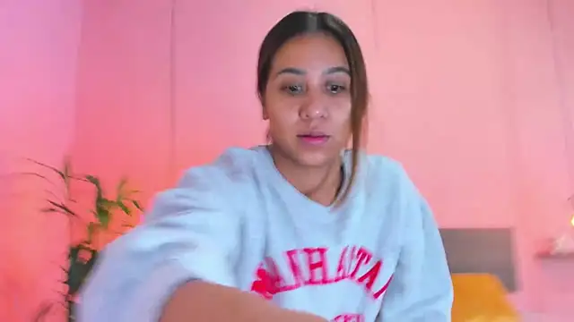 Alana Suares1 online show from March 16, 11:16 am