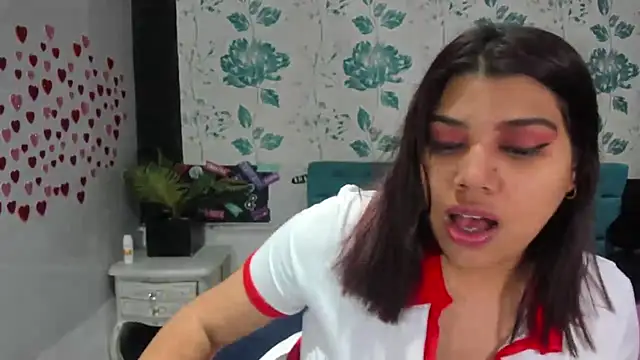 LindaBreeS online show from January 18, 4:10 pm