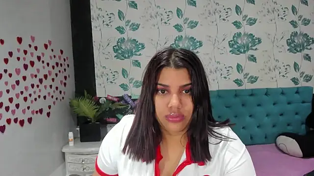 LindaBreeS online show from January 18, 10:17 pm