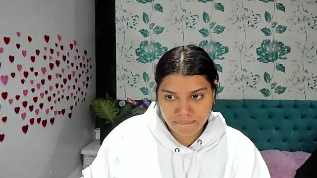 LindaBreeS online show from January 23, 1:13 pm