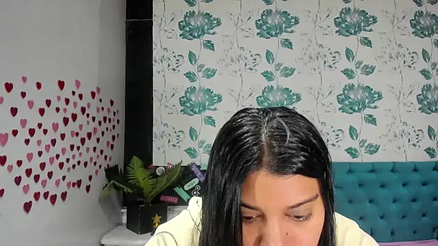LindaBreeS online show from January 27, 1:52 pm
