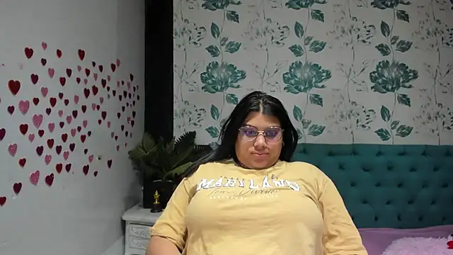 LindaBreeS online show from March 1, 5:49 pm