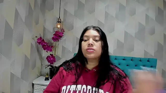 LindaBreeS online show from October 12, 1:21 pm