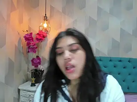 LindaBreeS online show from November 15, 10:12 am