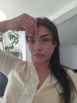 JolieLizz online show from October 29, 1:02 pm