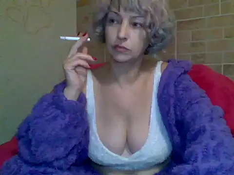 Lorie Carrie online show from December 11, 3:58 pm