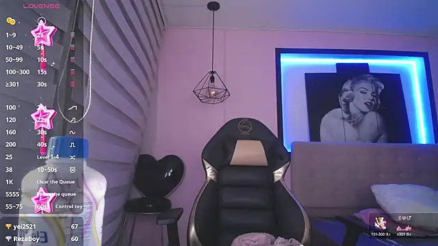 Andrea Ramos online show from December 24, 11:06 am