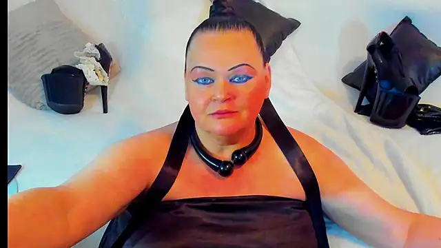 MilanaBiegert online show from December 24, 12:33 pm